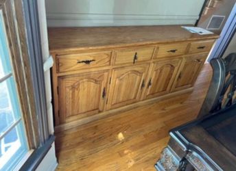 Side Board