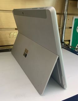 Windows Surface Go