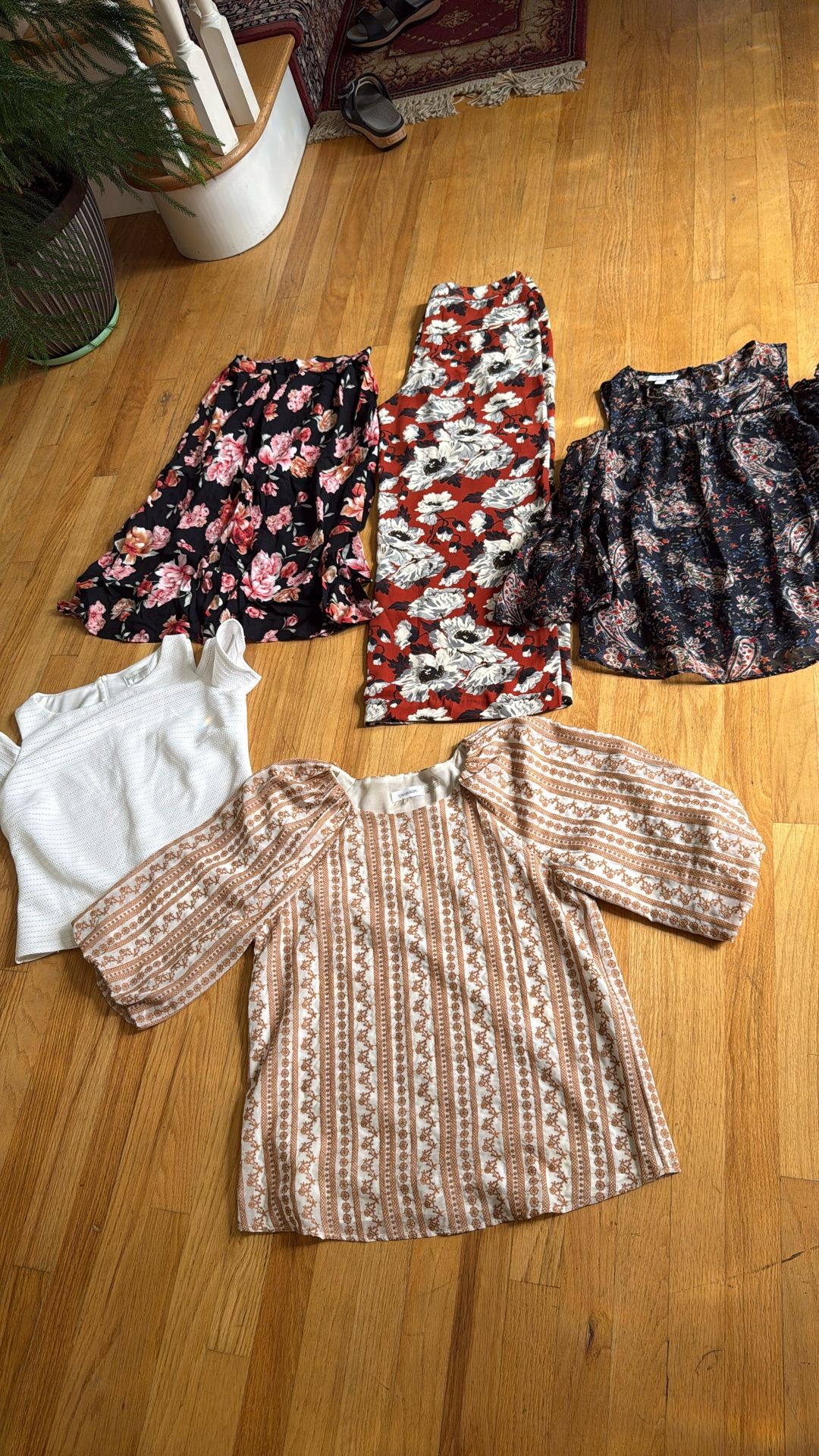 Clothes Bundle Size Small Wide Leg Pants Skirt Tops 