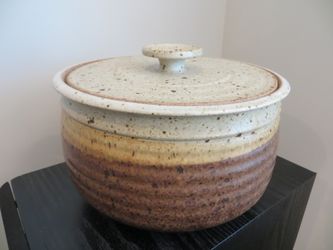 Vintage Earthenware Stoneware Pottery Pot with Lid