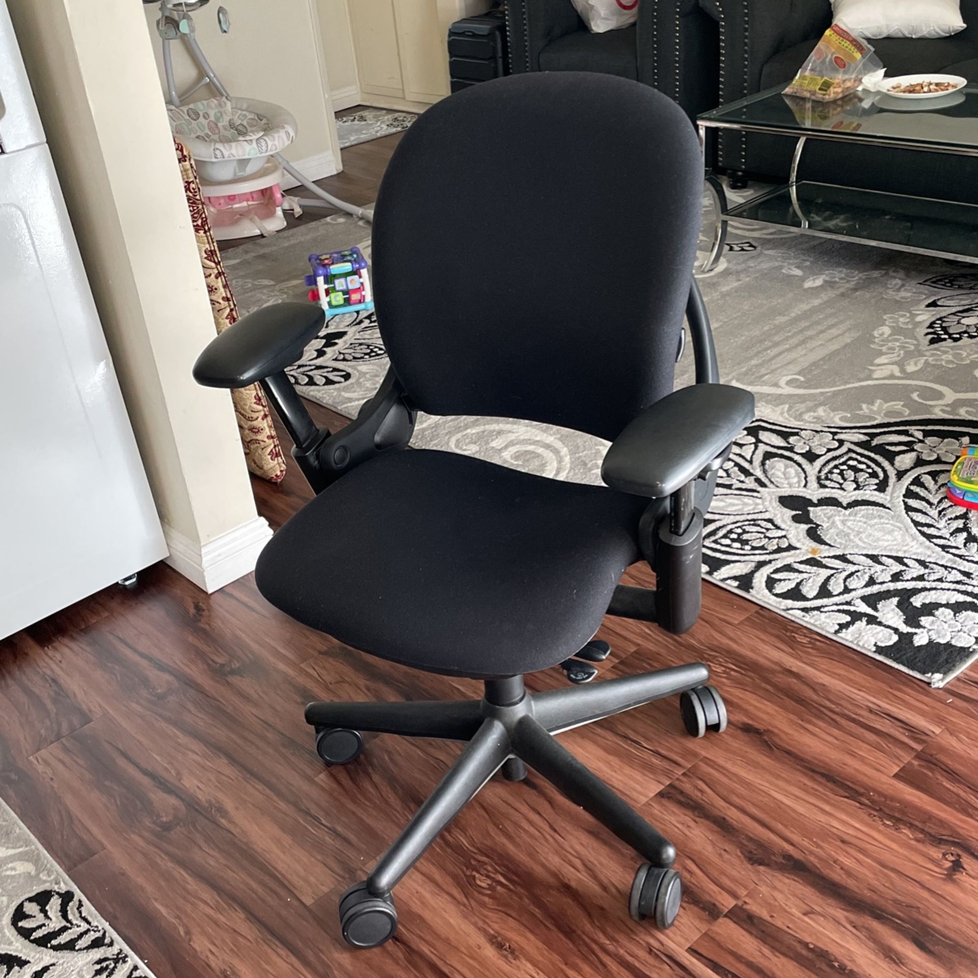 Steal case Office Chair 