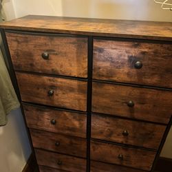 Dresser