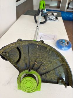 Greenworks String trimmer STF305. Tool only