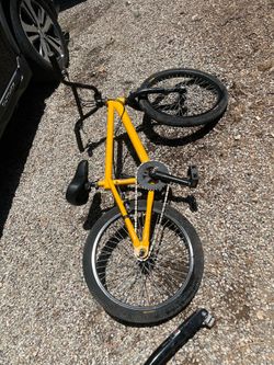 Trailer bike and Yellow bike