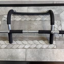 Pull-Up Bar