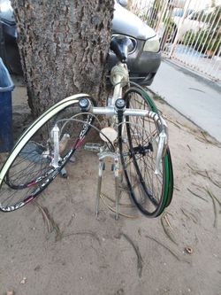DT Swiss XCR 1.7 mountain bike wheels and Xero Lite XR-3 road bike wheel. And Miyata Industries Co., Ltd