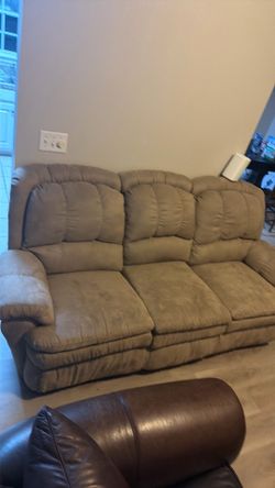 Reclining sofa