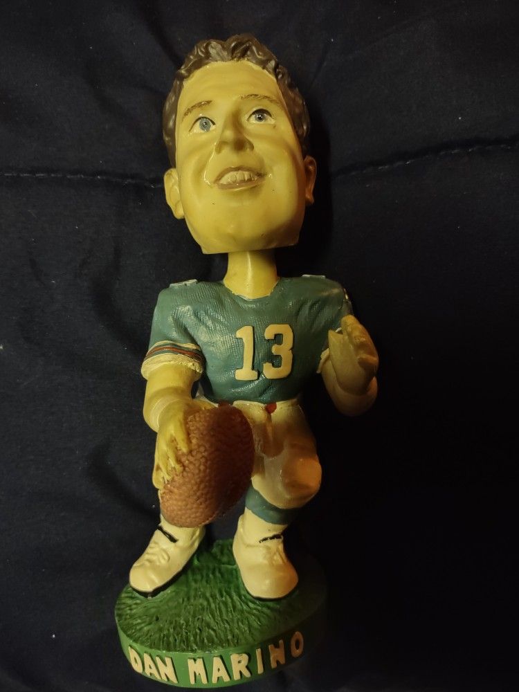 Dan Marino Bobblehead