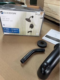 Single Handle 1-Spray Tub and Shower Faucet