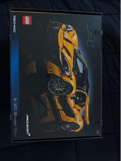 Brand new, factory-sealed LEGO Technic McLaren P1 (42172).