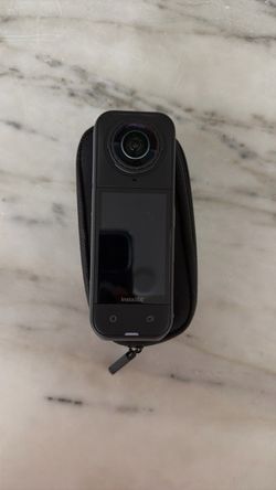 Insta360 X5