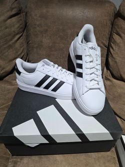 Brand New Adidas Grand Court 2.0