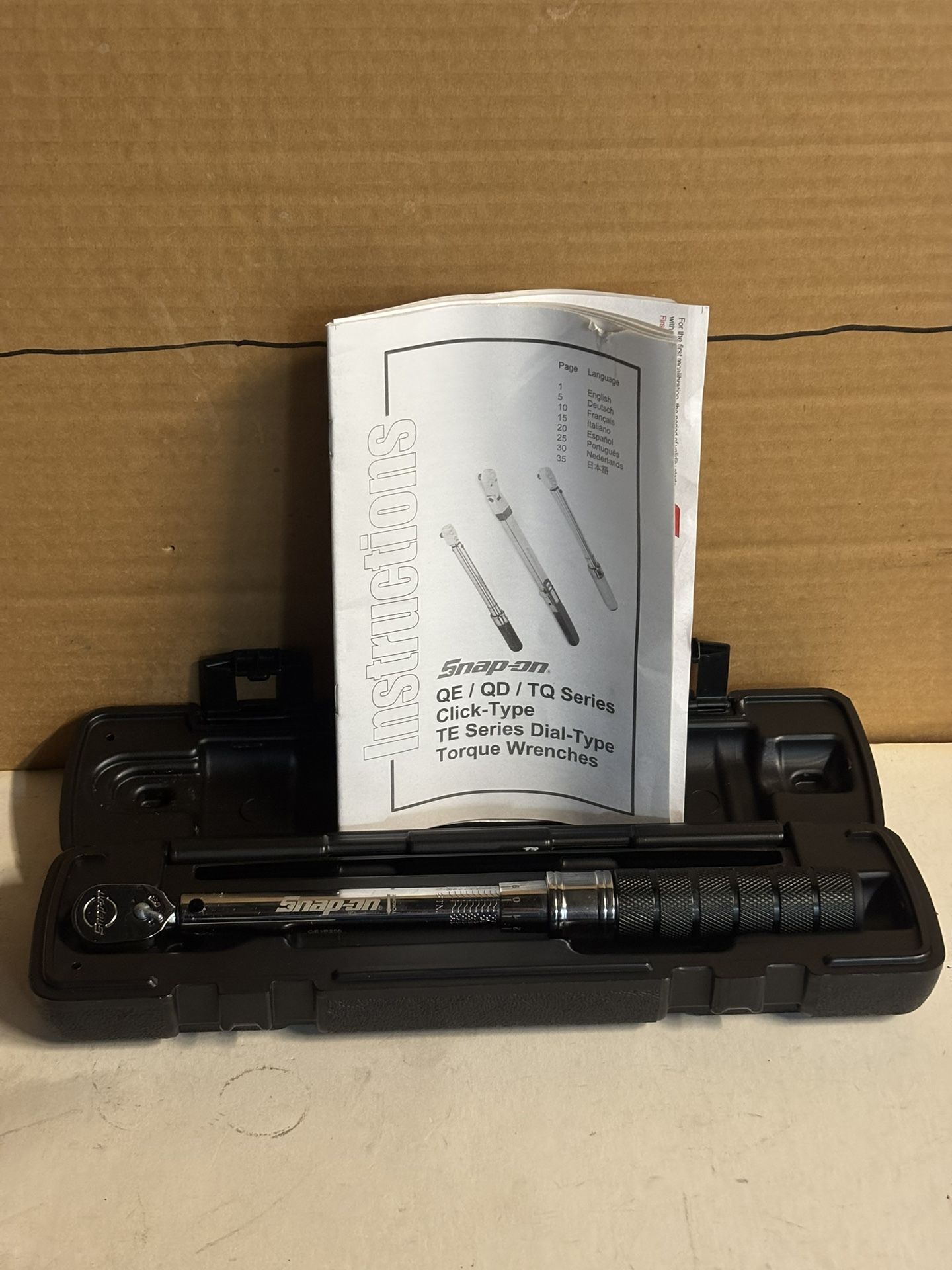 Snap-on Tools  1/4" Drive High-Precision Torque Wrench (40-200 in-lb) (Black)