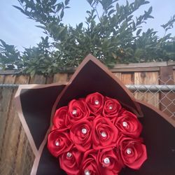 red roses that last forever 