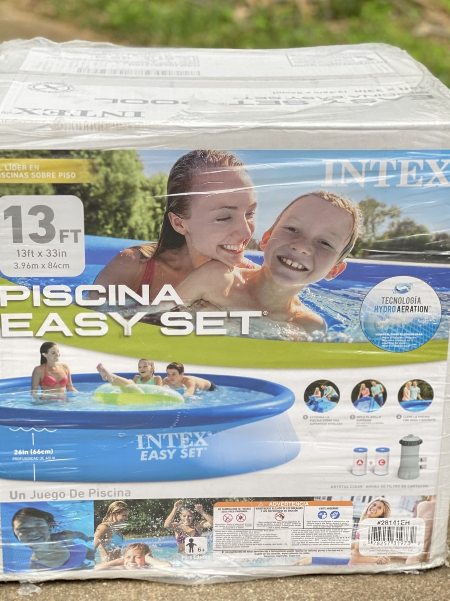 Intex Swimming Pool Piscina 13 ft x 33 in with Filter Pump Brand New