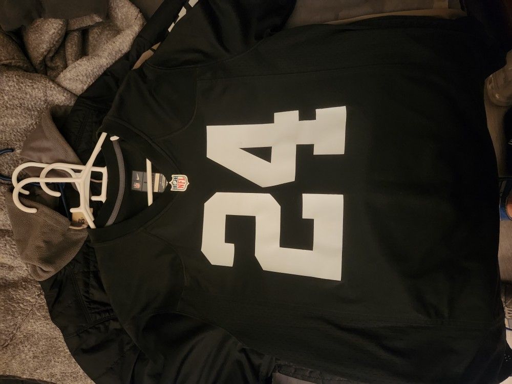 Raiders Jersey Size L LYNCH