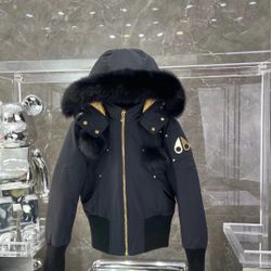 Moose Knuckles Women’s Winter Coat 2026 New 