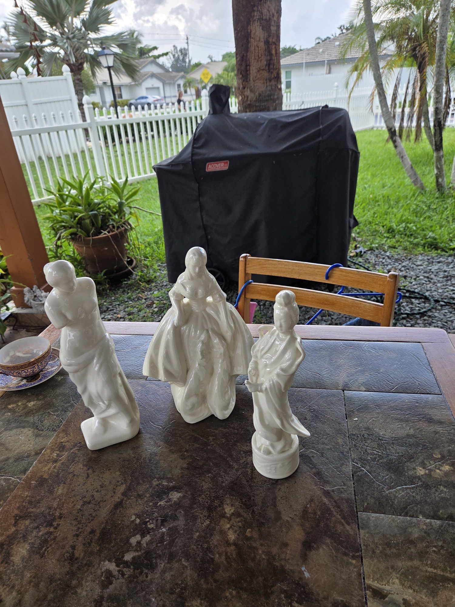 Set Of Ceramic Figurines