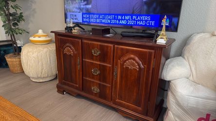 Cabinet TV stand