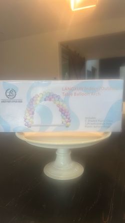 Table Balloon Arch