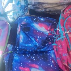 Backpacs. 3 Backpack For $20.00