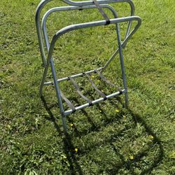 Portable Saddle Stand