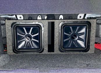 2 Kicker 12inch L7S DVC 4ohm subwoofers with sub box