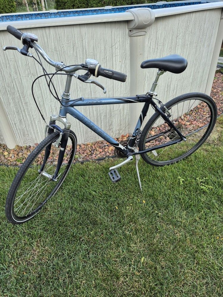 Men Bike, Trek 7200 Multitrack, Speed 21,