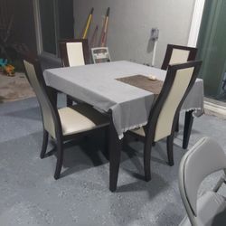 Dinning Set Table