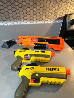 Nerf Blaster Bundle – Fortnite and Vagabond