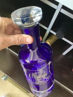 ULTIMATE EMTPY BLUE GLASS BOTTLE WITH THICK CLEAR GLASS STOPPER, THICK GLASS CEAR BOTTOM