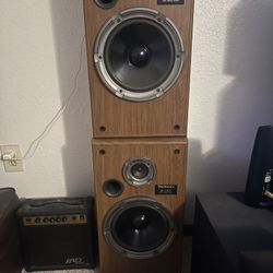 Speakers 