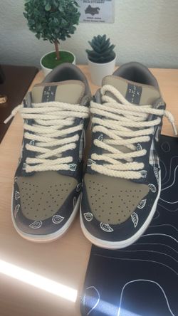 Nike travis SB dunks