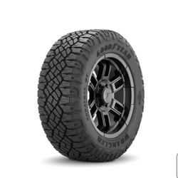 Goodyear Wrangler Duratrac RT LT285/55R20 122R Load Range E Tire  