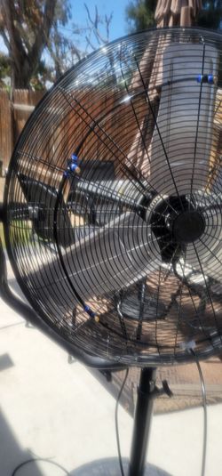 35" Industrial Fan  With Misters Firm Price