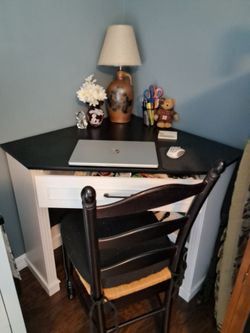 Farmhouse style corner desk and chair