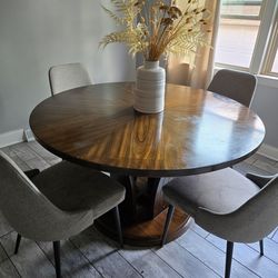 Solid wood round dining table