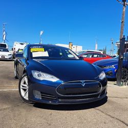 2013 Tesla Model S