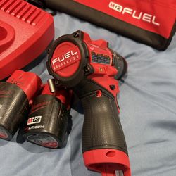 Milwaukee M12 Fuel Hammer drill