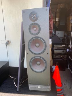 JBL P50 Towers Speakers