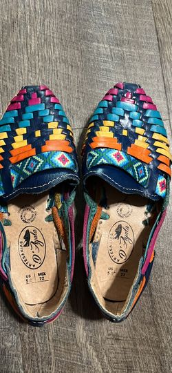 Girls Shoes  Size 3Y