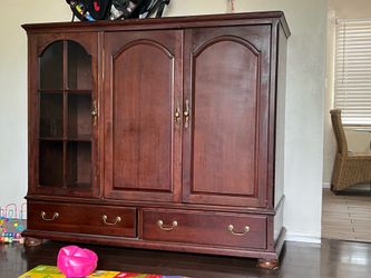 Thomasville Cherrywood entertainment center