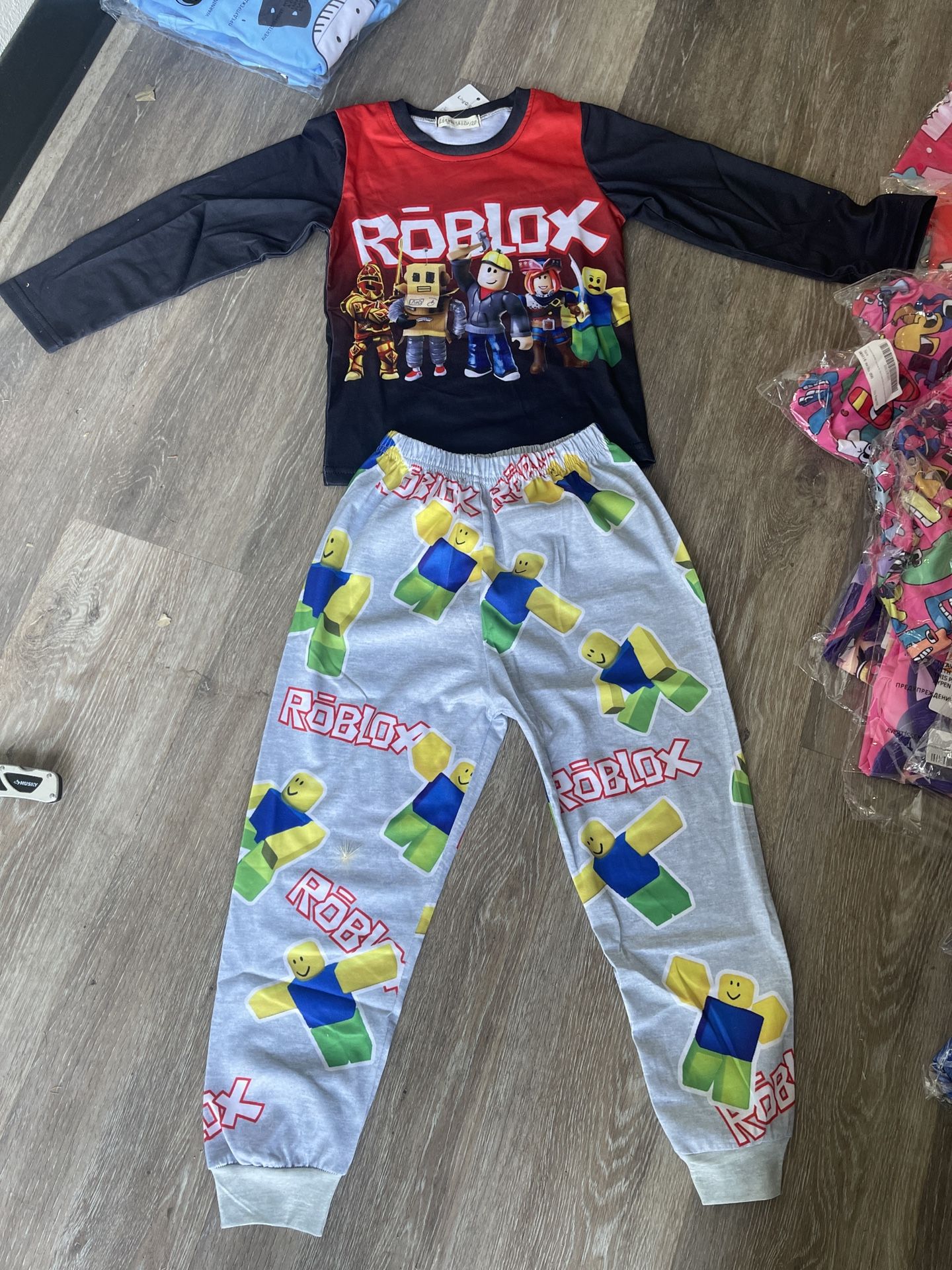 Roblox Pajama Set $4