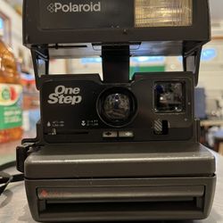 Polaroid Camera One Step