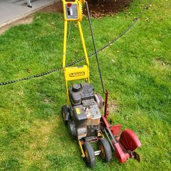 McLaren Gas Edger Used A Few Times. Starts First Pull  200.00 Or Best Offers 