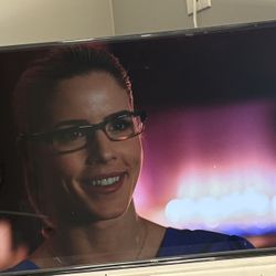 43” TCL Roku TV