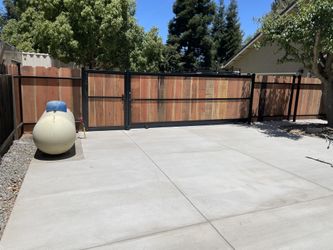 Sliding Gate
