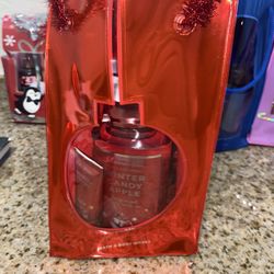 Winter Candy Apple Bath & Body Works Gift Set