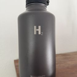 Giant 64oz Insulated Water Bottle (great For The Hot Summer Coming Up) $5