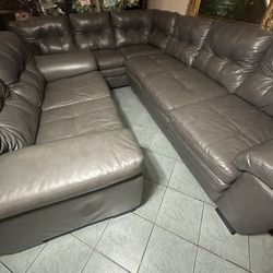 🔥🔥🔥 3 PIECE FAUX LEATHER COUCH!!! 